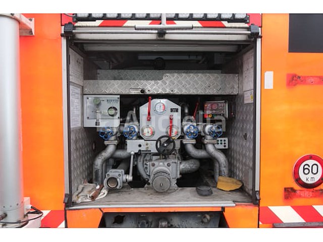 Ref:lot v1 - mercedes-benz 1325f pompwagen (2000-88,035 km-vin:wdb9760631k513822) - afbeelding 25 van  77