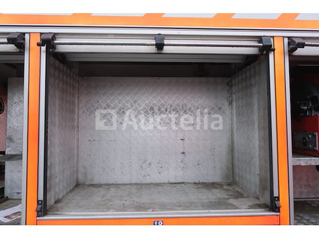 Ref:lot v1 - mercedes-benz 1325f pompwagen (2000-88,035 km-vin:wdb9760631k513822) - afbeelding 40 van  77