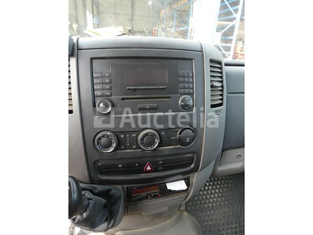 Ref:na2 - volkswagen crafter boom lift van (2009-293,517 km-vin:wv1zzz2ez96028407) - afbeelding 13 van  58
