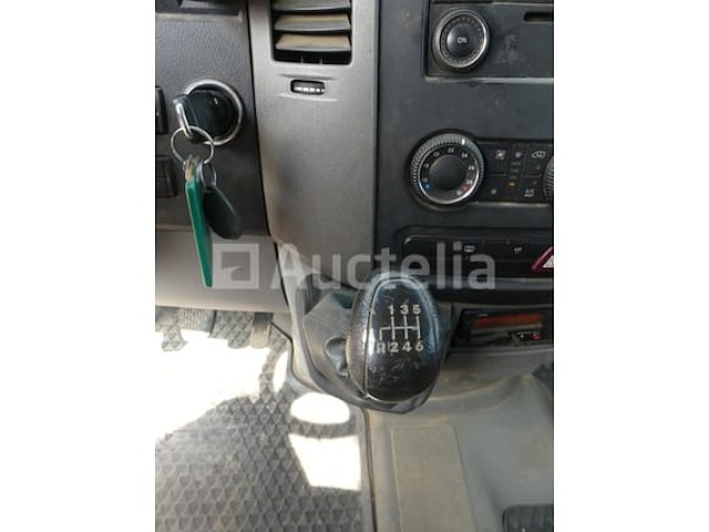 Ref:na2 - volkswagen crafter boom lift van (2009-293,517 km-vin:wv1zzz2ez96028407) - afbeelding 14 van  58