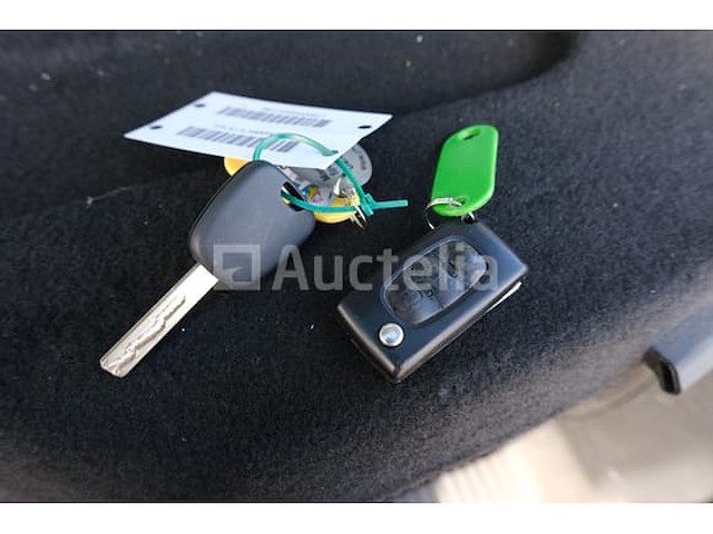 Ref:r32 - voertuig citroën c4 picasso (2010-119,877 km-vin:vf7ue9hzcaj745616) - afbeelding 21 van  35