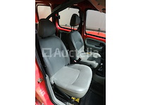 Ref:t68 - renault kangoo voertuig (2005-179,997 km-vin:vf1kcedef33112171) - afbeelding 8 van  18