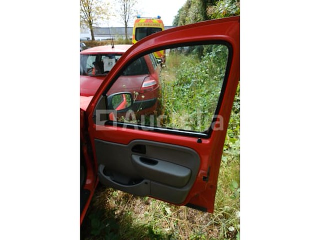 Ref:t68 - renault kangoo voertuig (2005-179,997 km-vin:vf1kcedef33112171) - afbeelding 12 van  18