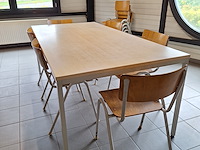 Reftertafel met 10 stapelbare stoelen - afbeelding 1 van  3