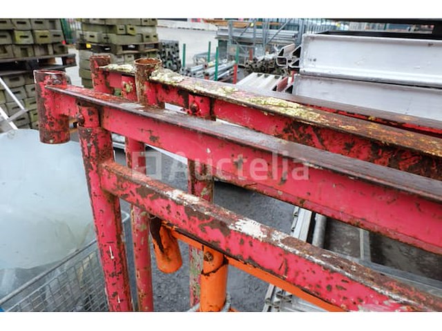 Ref:tret1220 - +- 4 mason's trestles - afbeelding 4 van  6