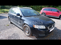Ref:v2 - volvo v50 auto (2011-165,482 km)(vin: yv1mw84f1c2650155)