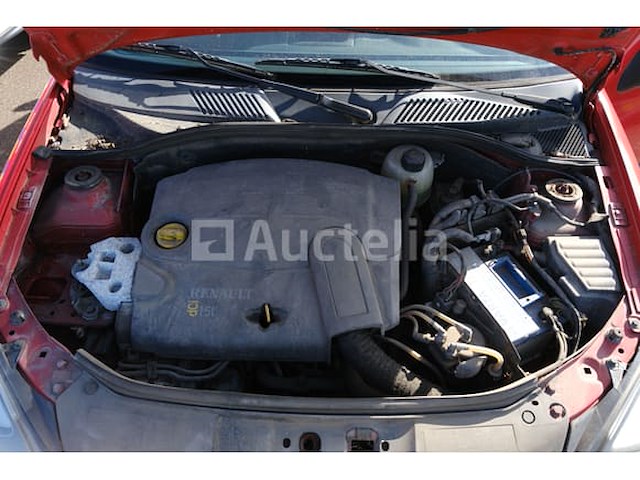 Ref:v21 - renault clio voertuig (2005-181,147 km - vin:vf1bbr7cf33135460) - afbeelding 10 van  40