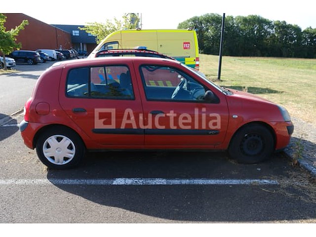 Ref:v21 - renault clio voertuig (2005-181,147 km - vin:vf1bbr7cf33135460) - afbeelding 18 van  40