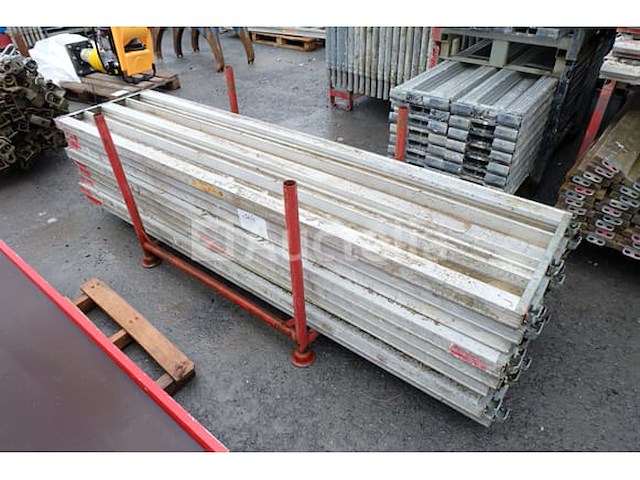 Ref:vechga33 - +- 9 aluminium vloeren - afbeelding 1 van  5