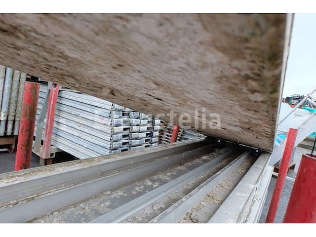 Ref:vechga33 - +- 9 aluminium vloeren - afbeelding 4 van  5