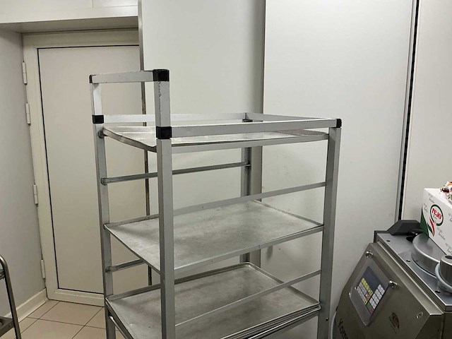 Regaalwagen (2x) - afbeelding 2 van  3