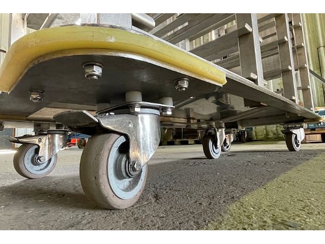 Regaalwagen ic-s - afbeelding 5 van  8