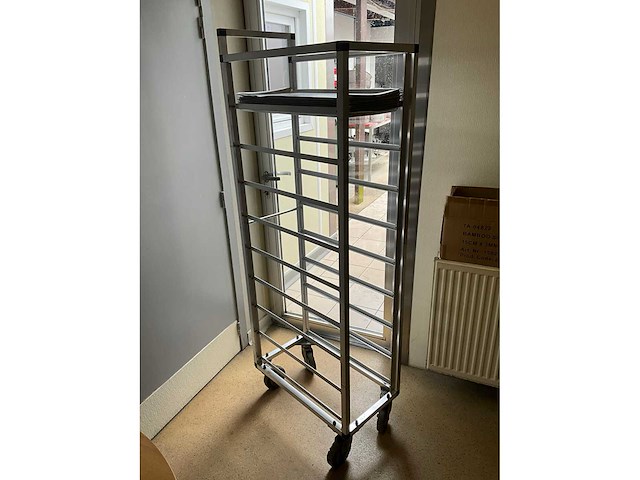 Regaalwagen - afbeelding 1 van  1