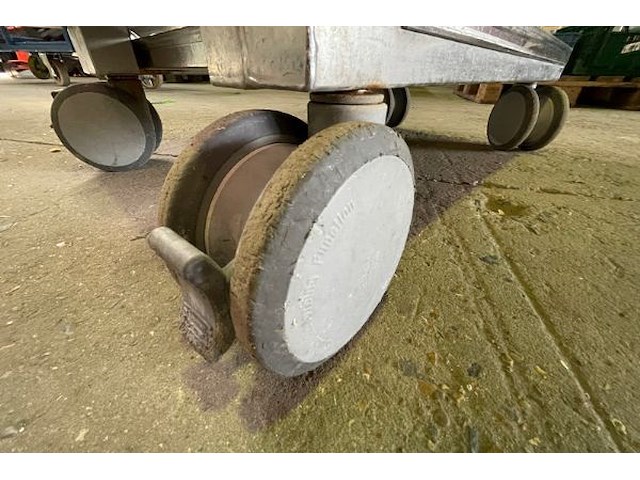 Regaalwagen - afbeelding 9 van  11