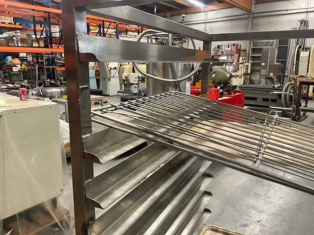 Regaalwagen - afbeelding 4 van  5