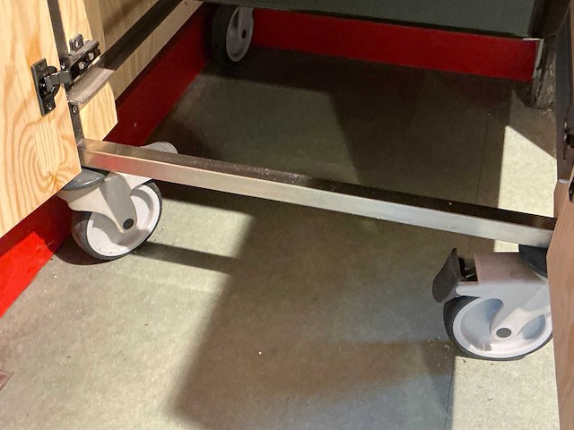 Regaalwagen - afbeelding 3 van  3