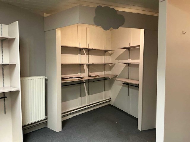 Regalo winkelinstallatie - afbeelding 2 van  8