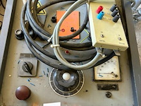 Regelbare voeding elektriciteit zwaar model - afbeelding 3 van  3