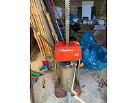 Regina - 10l - stopmachines en vulbussen