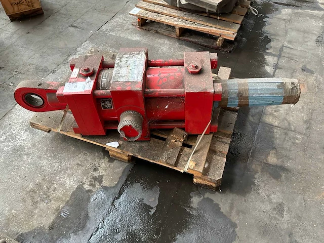 Regnier hydraulische cilinder - afbeelding 1 van  4