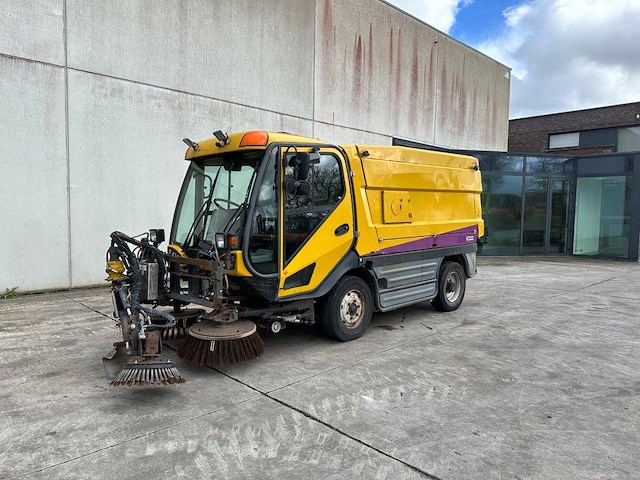 Reiningingswagen johnston cx400 diesel - afbeelding 1 van  1