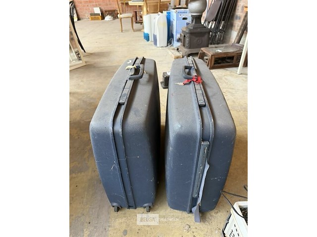 Reiskoffers samsonite (2x) - afbeelding 1 van  3