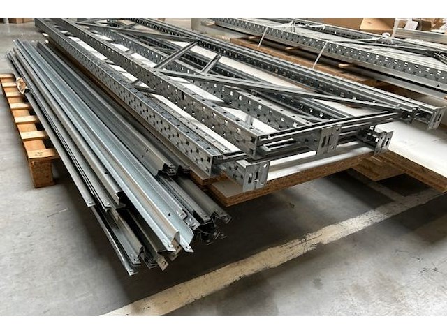 Rek gedemonteerd - afbeelding 2 van  7