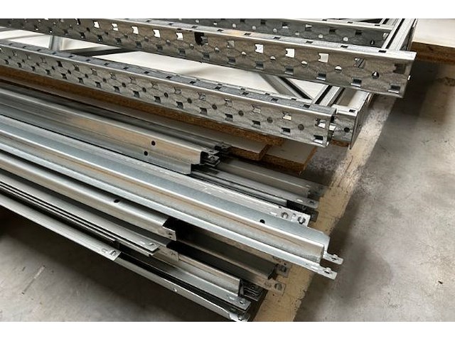 Rek gedemonteerd - afbeelding 3 van  7