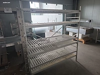 Rek in aluminium en pvc leggers nn