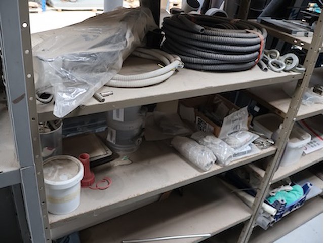 Rek inclusief inhoud (x7) - afbeelding 17 van  22