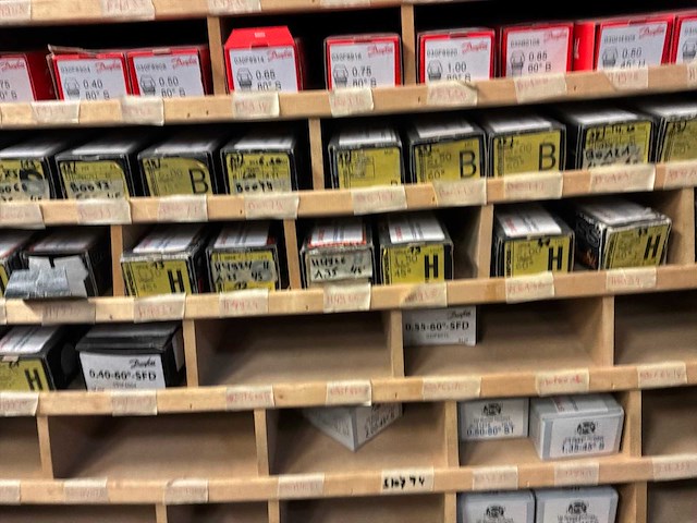 Rek + inhoud - afbeelding 7 van  7