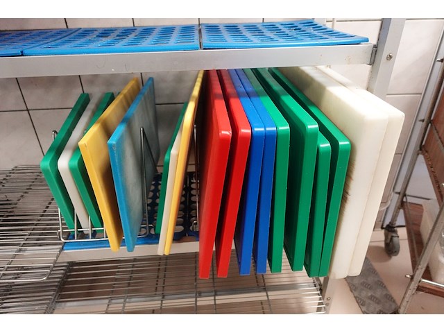 Rek + inhoud - afbeelding 2 van  5