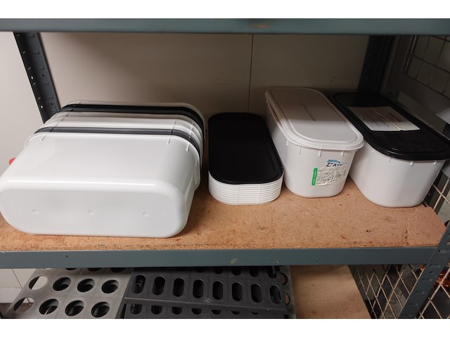 Rek + inhoud - afbeelding 3 van  6