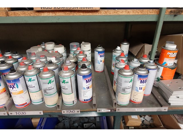 Rek + inhoud - afbeelding 3 van  26