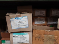 Rek + inhoud - afbeelding 19 van  26