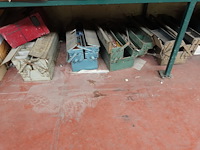 Rek + inhoud - afbeelding 21 van  26