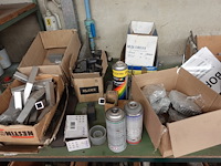 Rek + inhoud - afbeelding 24 van  26