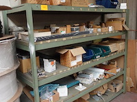 Rek + inhoud - afbeelding 1 van  9