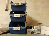 Rek + inhoud - afbeelding 8 van  9