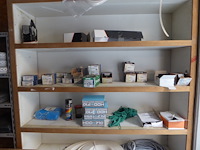 Rek + inhoud - afbeelding 3 van  9