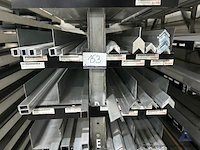 Rek inhoudende aluminium profielen - afbeelding 3 van  4