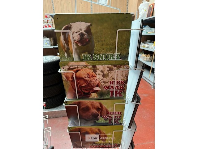 Rek met grappige waakborden "hier waak ik" (±40x) - afbeelding 3 van  4