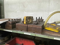 Rek met grote partij tools - afbeelding 4 van  20