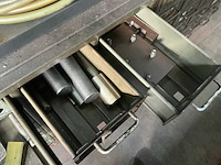 Rek met grote partij tools - afbeelding 10 van  20