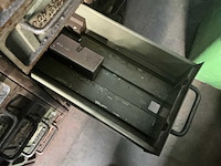 Rek met grote partij tools - afbeelding 13 van  20