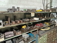 Rek met grote partij tools - afbeelding 7 van  9