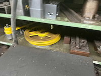 Rek met grote party tools - afbeelding 4 van  15