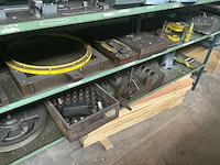 Rek met grote party tools - afbeelding 6 van  15