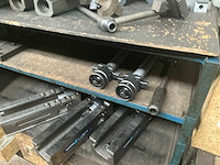 Rek met grote party tools - afbeelding 11 van  16