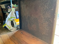 Rek met industriële look - afbeelding 2 van  8